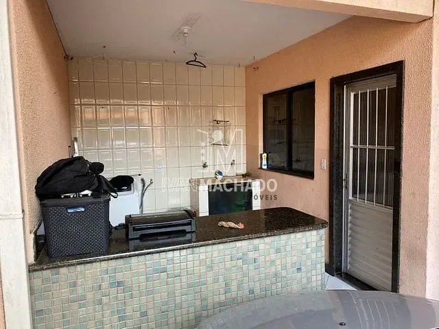Sobrado com 332m² 3 quartos e 4 banheiros, à venda, no bairro de Fátima em Serra