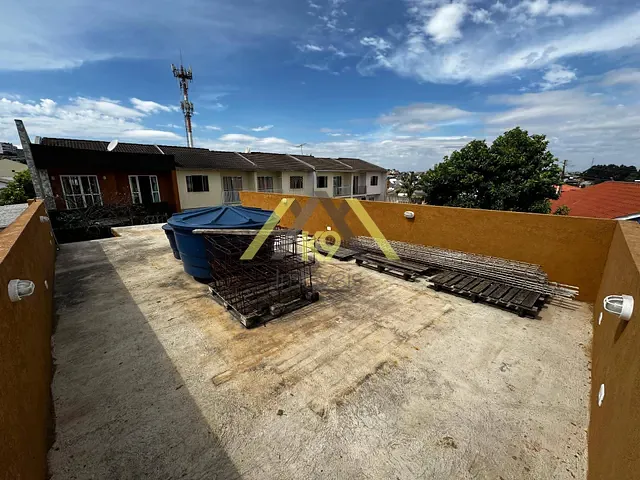 Sobrado com 176m² 3 quartos e 3 banheiros, à venda, no bairro Campo Pequeno em Colombo