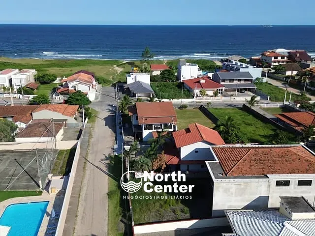 Sobrado com 455m² 3 quartos e 1 banheiro, à venda, no bairro Salinas em Balneário Barra do Sul