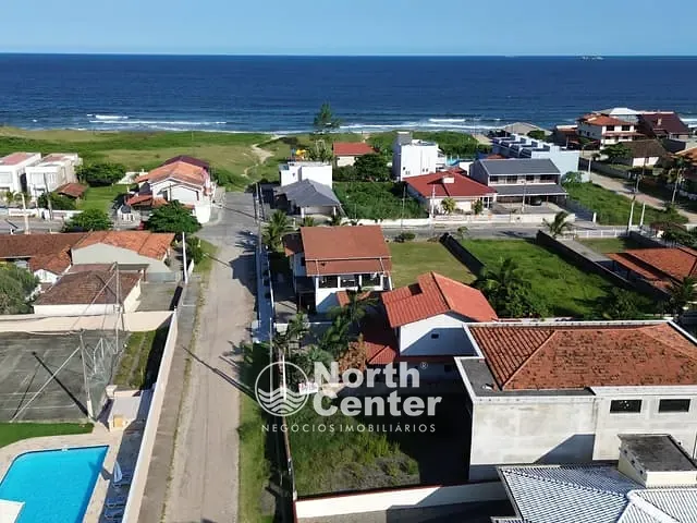 Sobrado com 455m² 3 quartos e 1 banheiro, à venda, no bairro Salinas em Balneário Barra do Sul