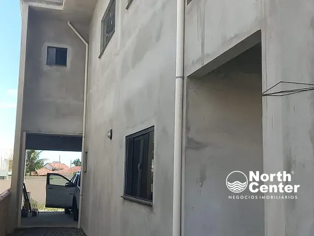 Sobrado com 455m² 3 quartos e 1 banheiro, à venda, no bairro Salinas em Balneário Barra do Sul