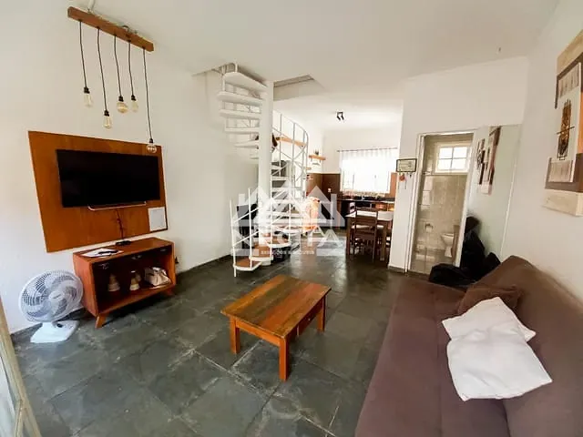Sobrado com 72m² 2 quartos e 2 banheiros, à venda, no bairro Capricórnio II em Caraguatatuba
