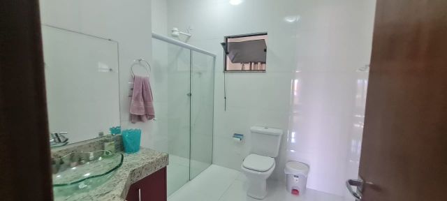 Sobrado com 200m² 3 quartos e 1 banheiro, à venda, no bairro Residencial Parque das Palmeiras em Pindamonhangaba