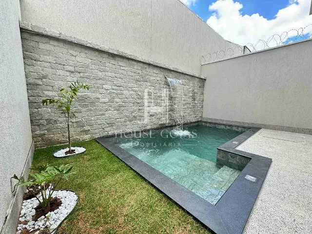 Sobrado com 180m² 3 quartos e 4 banheiros, à venda, no bairro Setor Três Marias em Goiânia