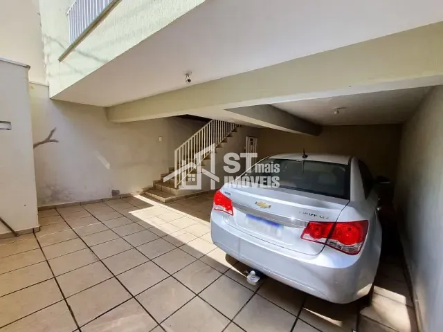 Sobrado com 300m² 2 quartos e 2 banheiros, à venda, no bairro Pirapitinga em Andradas