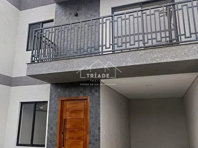 Sobrado 3 quartos e 2 banheiros, à venda, no bairro Passaúna em Araucária