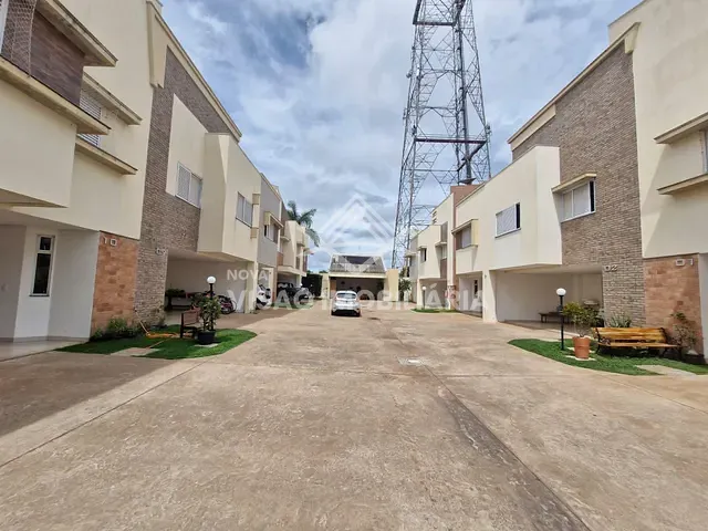 Sobrado 3 quartos e 2 banheiros, para alugar, no bairro Jardim Primavera em Sinop