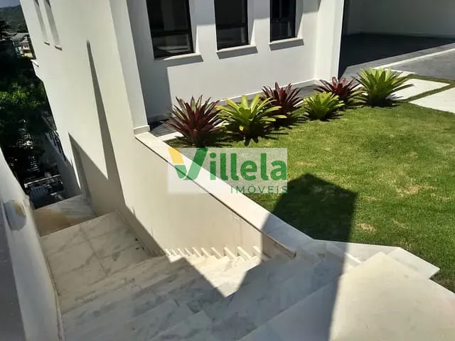 Sobrado com 450m² 3 quartos e 2 banheiros, à venda, no bairro Parque Residencial Itapeti em Mogi das Cruzes