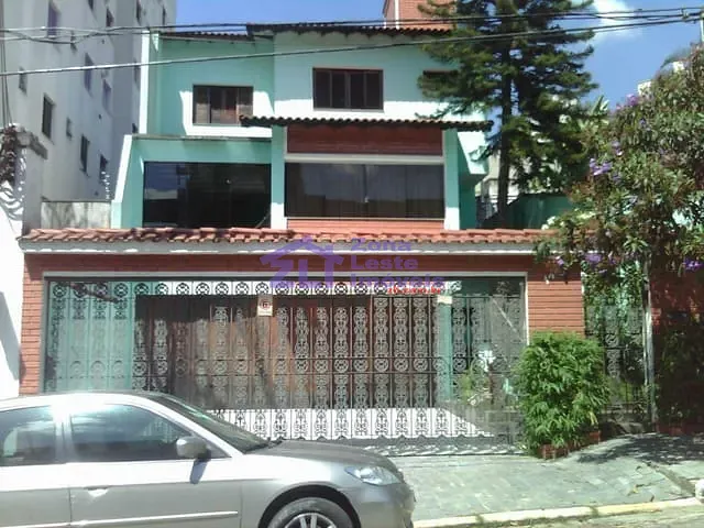 Sobrado com 400m² 4 quartos e 1 banheiro, à venda, no bairro Vila Bertioga em São Paulo