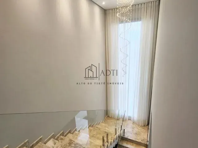 Sobrado com 250m² 3 quartos e 2 banheiros, à venda, no bairro Cézar de Souza em Mogi das Cruzes