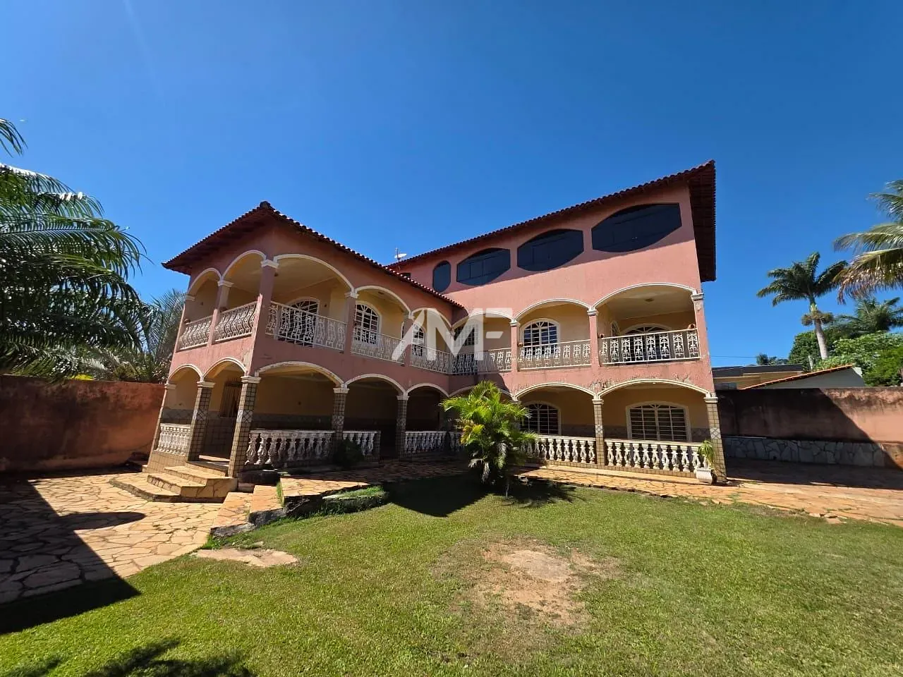 Sobrado, 5 quartos, 380 m² - Foto 1
