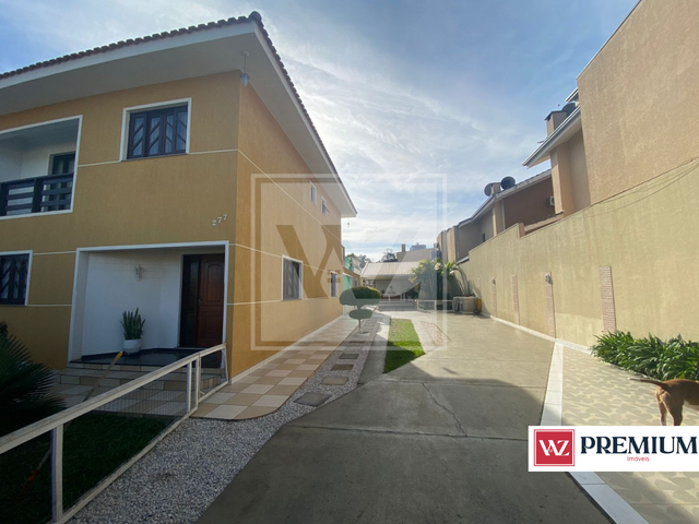 Sobrado com 495m² 3 quartos e 4 banheiros, à venda, no bairro Uvaranas em Ponta Grossa