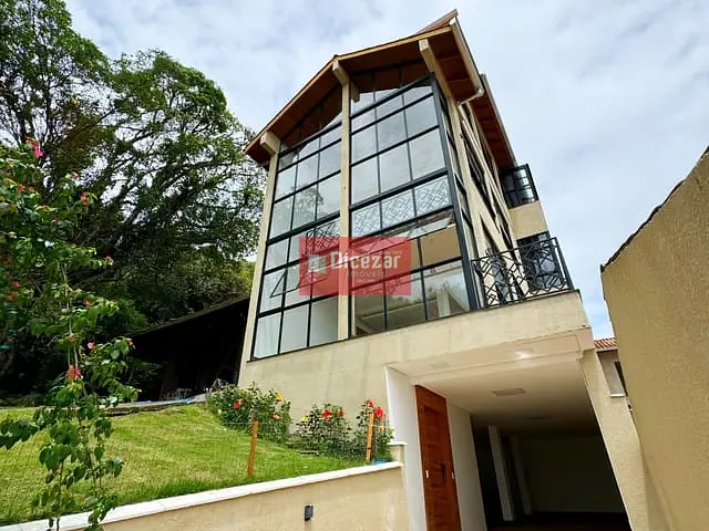 Sobrado com 397m² 3 quartos e 4 banheiros, à venda, no bairro PRAIA ALEGRE em Penha