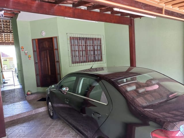 Sobrado com 200m² 3 quartos e 4 banheiros, à venda, no bairro Nossa Senhora do Perpétuo Socorro em Pindamonhangaba