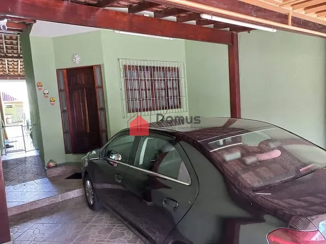 Sobrado com 200m² 3 quartos e 4 banheiros, à venda, no bairro Nossa Senhora do Perpétuo Socorro em Pindamonhangaba