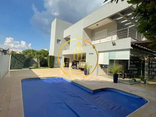Sobrado com 562m² 4 quartos e 6 banheiros, à venda, no bairro Jardim Imperador em Americana