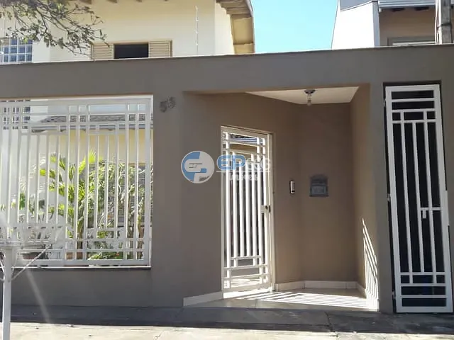 Sobrado com 360m² 5 quartos e 4 banheiros, à venda, no bairro Messiânico em Londrina