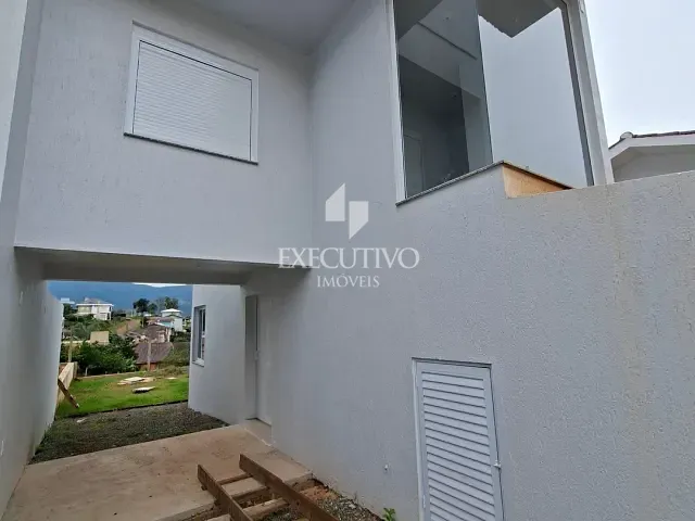 Sobrado 2 quartos e 2 banheiros, à venda, no bairro Bela Vista em Arroio do Meio