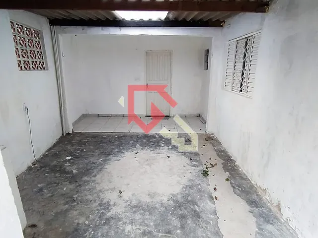 Sobrado com 295m² 4 quartos e 3 banheiros, à venda, no bairro Jardim Paranavaí em Mauá