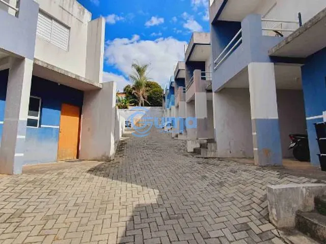 Sobrado com 82m² 3 quartos e 2 banheiros, à venda, no bairro Jardim São Miguel em Bragança Paulista