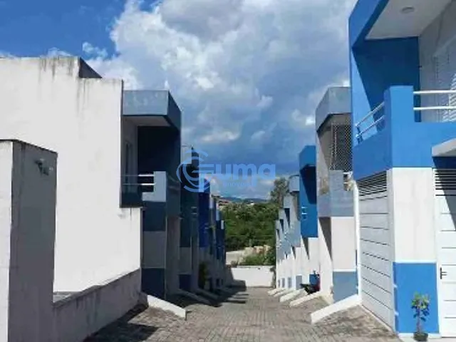 Sobrado com 82m² 3 quartos e 2 banheiros, à venda, no bairro Jardim São Miguel em Bragança Paulista