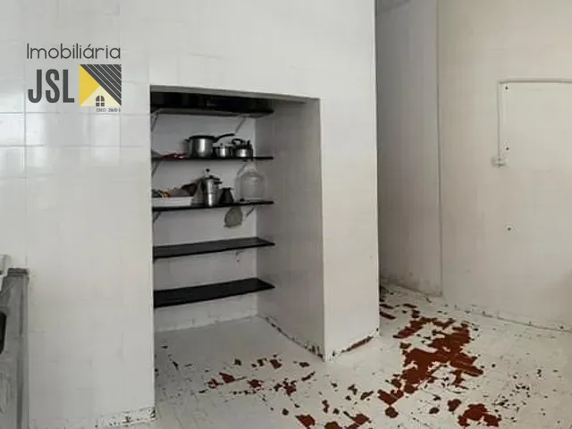 Sobrado com 125m² 2 quartos e 1 banheiro, à venda, no bairro Vila Resende em Caçapava