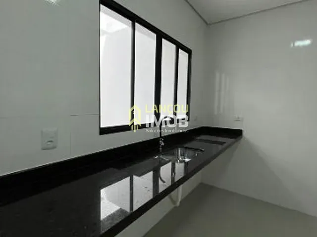 Sobrado 2 quartos e 2 banheiros, à venda, no bairro Região Central em Caieiras