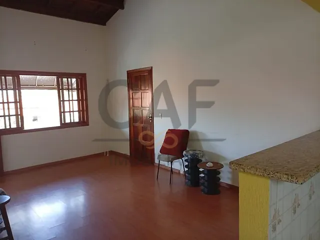 Sobrado 3 quartos e 3 banheiros, para alugar, no bairro Vila São José em Jaguariúna