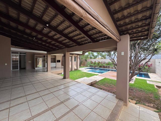 Sobrado com 651m² 4 quartos e 6 banheiros, à venda, no bairro Cidade Vera Cruz - Jardins Viena em Aparecida de Goiânia