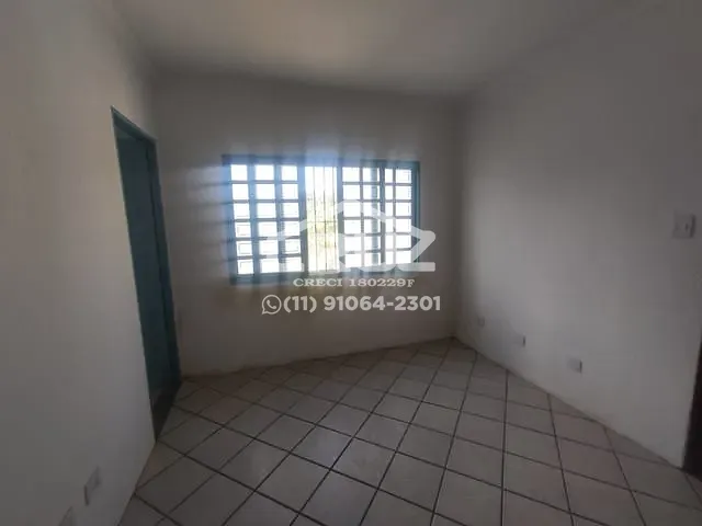 Sobrado com 500m² 5 quartos e 3 banheiros, à venda, no bairro Região Central em Caieiras