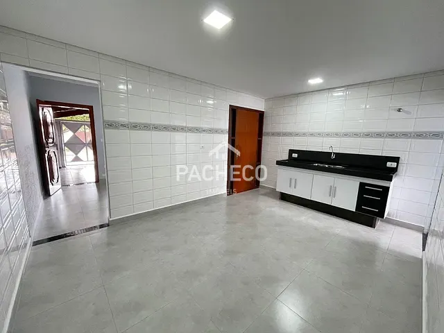 Sobrado com 125m² 4 quartos e 4 banheiros, à venda, no bairro Jardim Cândido Bertini em Santa Bárbara D'Oeste