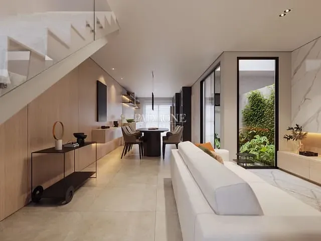 Sobrado com 136m² 3 quartos e 1 banheiro, à venda, no bairro São Lourenço em Curitiba
