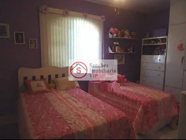 Sobrado com 250m² 6 quartos e 5 banheiros, à venda, no bairro Quinta da Paineira em São Paulo