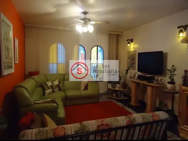 Sobrado com 250m² 6 quartos e 5 banheiros, à venda, no bairro Quinta da Paineira em São Paulo