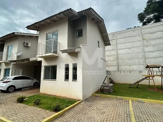 Sobrado 3 quartos e 3 banheiros, à venda, no bairro Pinheirinho em Chapecó