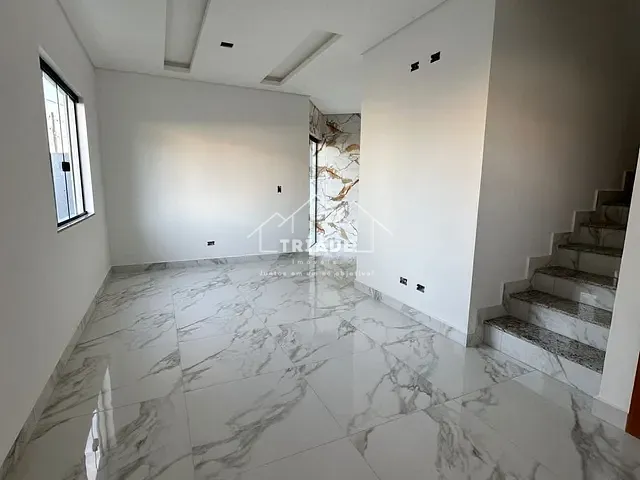 Sobrado com 167m² 3 quartos e 3 banheiros, à venda, no bairro Cachoeira em Araucária