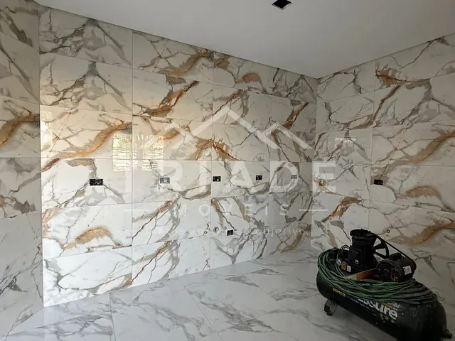 Sobrado com 167m² 3 quartos e 3 banheiros, à venda, no bairro Cachoeira em Araucária