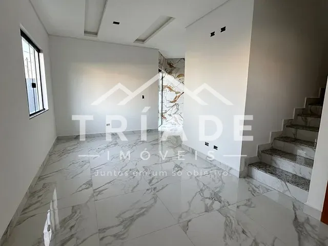 Sobrado com 167m² 3 quartos e 3 banheiros, à venda, no bairro Cachoeira em Araucária