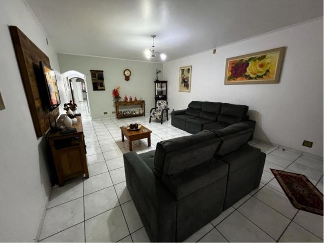 Sobrado com 250m² 5 quartos e 5 banheiros, à venda, no bairro Jardim Santo Antônio em Santo André