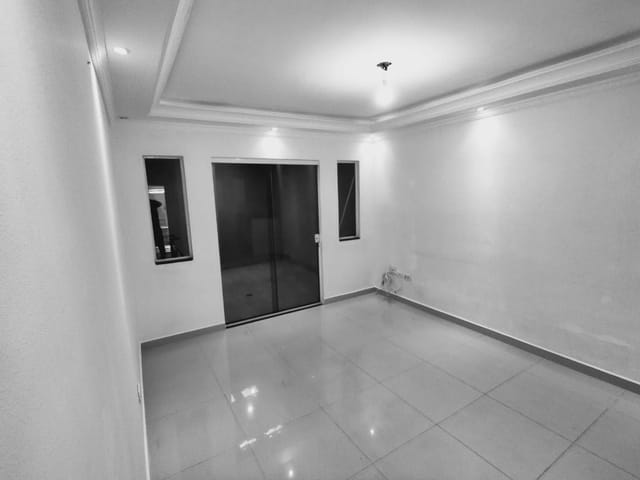 Sobrado com 97m² 3 quartos e 3 banheiros, à venda ou para alugar, no bairro Itaquera em São Paulo