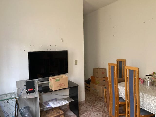 Sobrado 2 quartos e 2 banheiros, à venda, no bairro Parque São Rafael em Tatuí