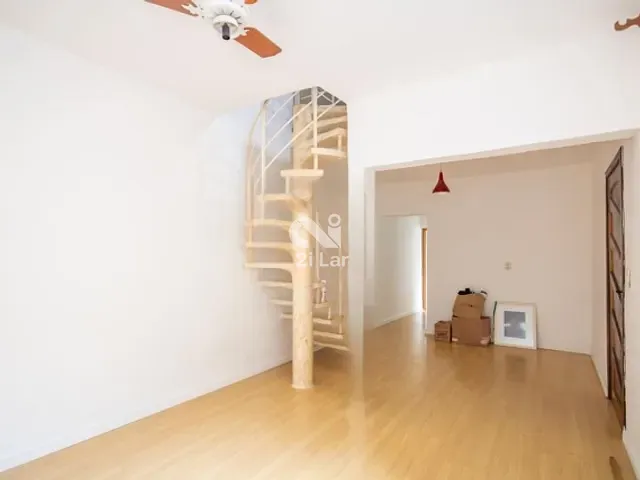 Sobrado com 168m² 3 quartos e 2 banheiros, à venda, no bairro Padroeira em Osasco