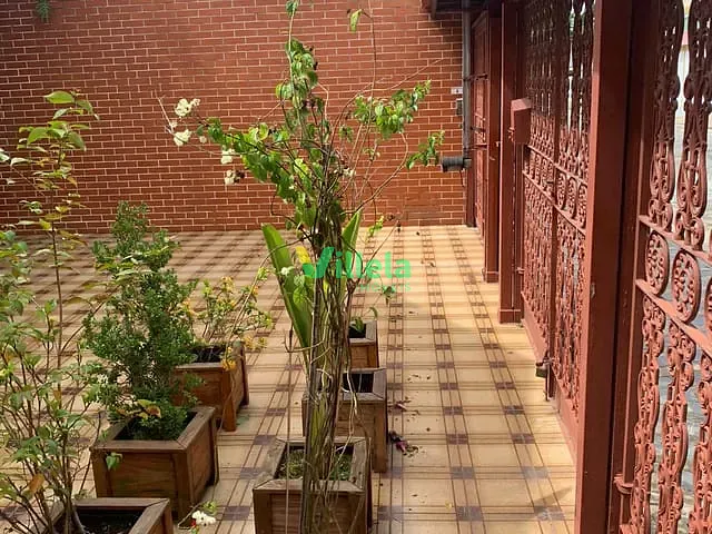 Sobrado com 300m² 3 quartos e 2 banheiros, à venda, no bairro Vila Scarpelli em Santo André