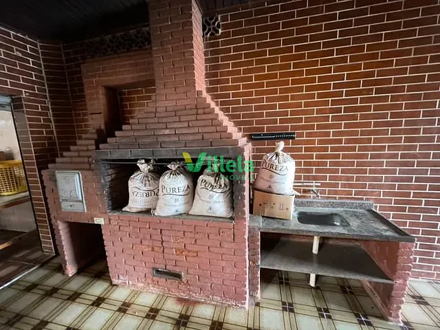 Sobrado com 300m² 3 quartos e 2 banheiros, à venda, no bairro Vila Scarpelli em Santo André