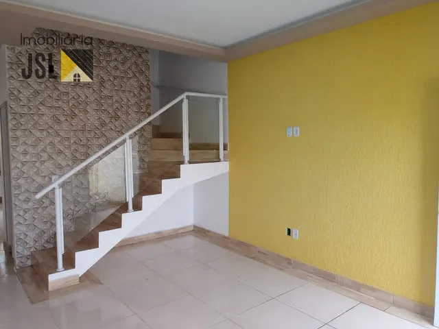 Sobrado com 125m² 2 quartos e 1 banheiro, à venda, no bairro Vila Antônio Augusto Luiz em Caçapava