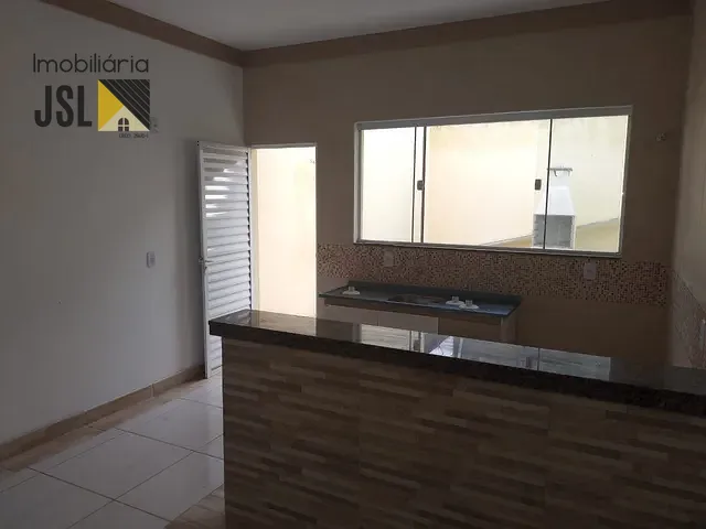 Sobrado com 125m² 2 quartos e 1 banheiro, à venda, no bairro Vila Antônio Augusto Luiz em Caçapava