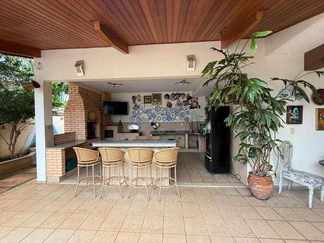 Sobrado com 434m² 4 quartos e 5 banheiros, à venda, no bairro Cidade Vera Cruz - Jardins Viena em Aparecida de Goiânia