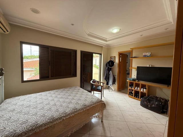 Sobrado com 434m² 4 quartos e 5 banheiros, à venda, no bairro Cidade Vera Cruz - Jardins Viena em Aparecida de Goiânia