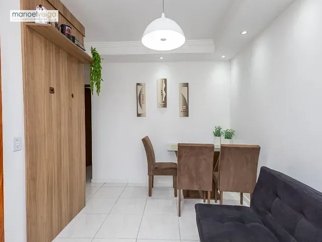 Sobrado 2 quartos e 1 banheiro, à venda, no bairro Guabirotuba em Curitiba