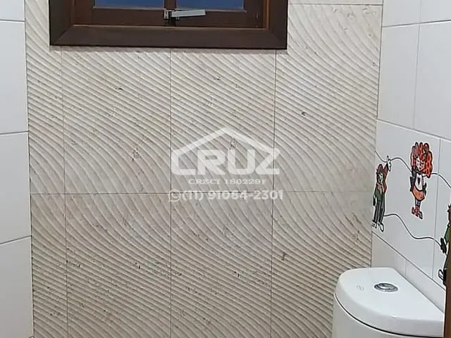 Sobrado com 159m² 3 quartos e 2 banheiros, à venda, no bairro Laranjeiras em Caieiras